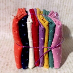 8 telas japonesas tramadas  de colores con rojo y morado