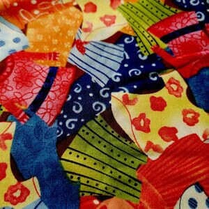 Tela con vestidos de colores de Quilting treasures