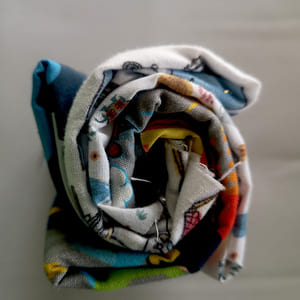 Rollito de telas de cuentos infantiles