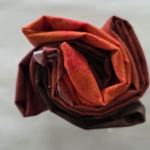 Rollo de marmoleados en calderas y marrones de Quilting treasures