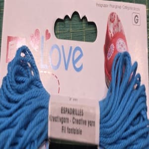 Hilo para coser alpargatas azul de Prym