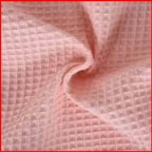 Gofre o nido de abeja en color rosa - Imagen 2