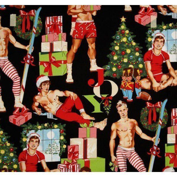 Chicos con regalos de navidad