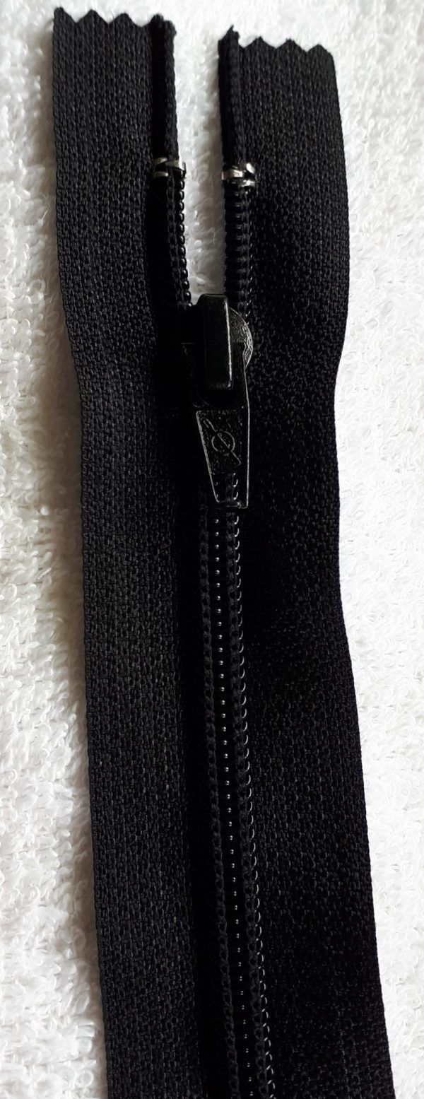 Cremallera negra nylón doble de 18 cm