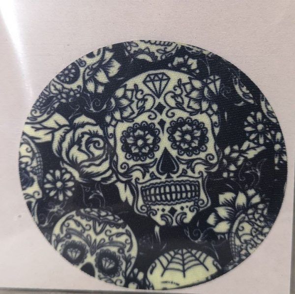 Pegatina autoadhesiva de calavera mejicana con borde de flores de 7cm
