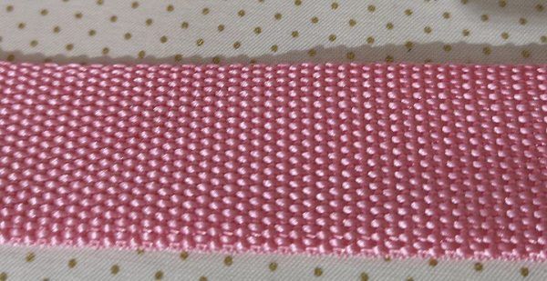 Cinta de mochila rosa chicle de 40mm