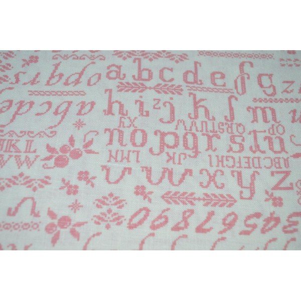 Lino con abecedario en rosa sobre blanco